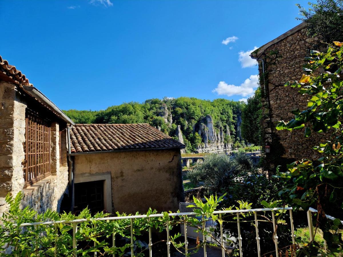 Lou Mouli Di Baou Bed & Breakfast Labeaume Exterior photo